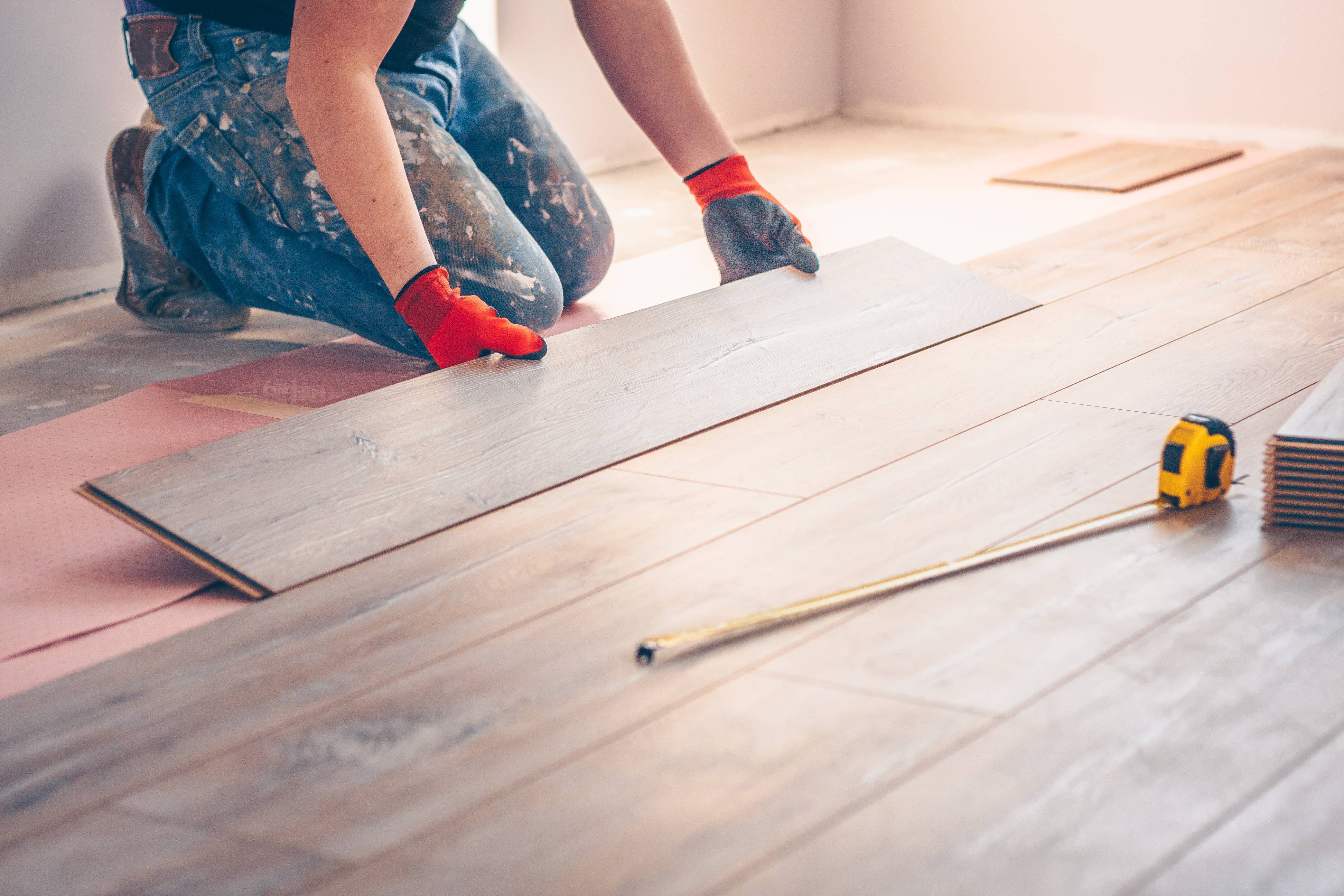 Thriving Retail Flooring Business 1 AdobeStock 209110488
